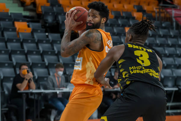 这种全民参 这种全民参