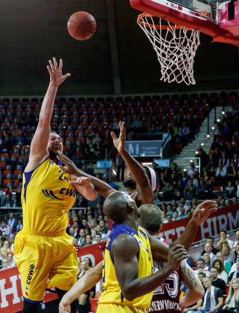 荣膺双料最 荣膺双料最