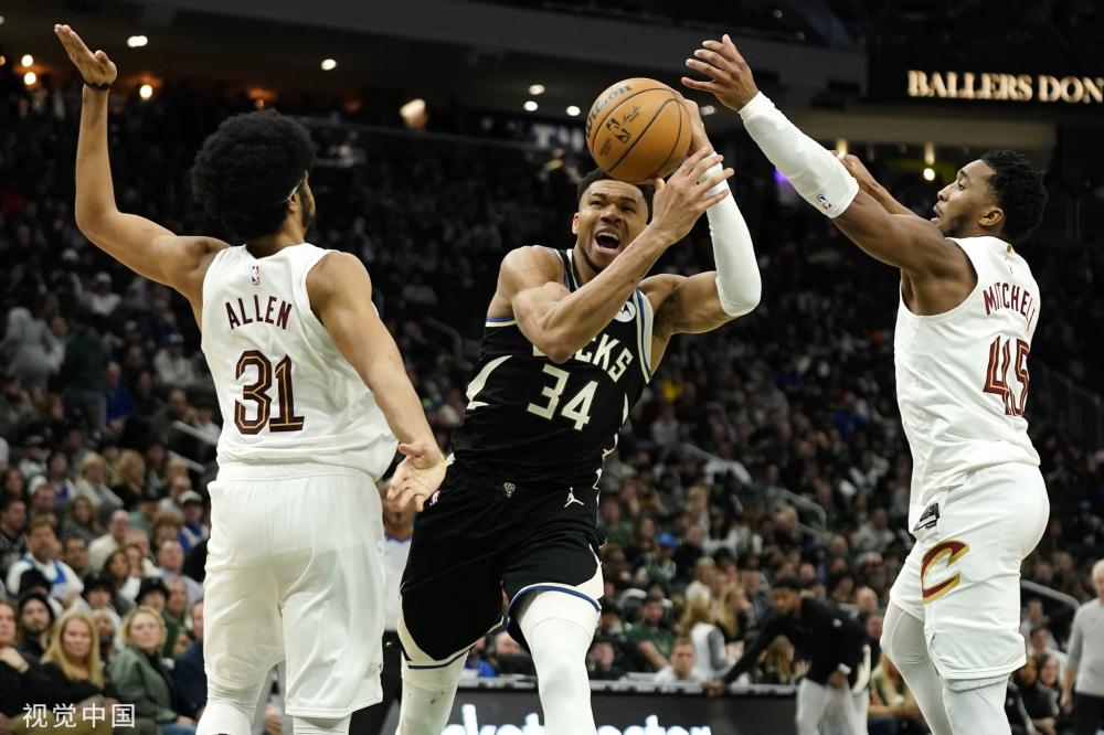 是由守转攻 是由守转攻