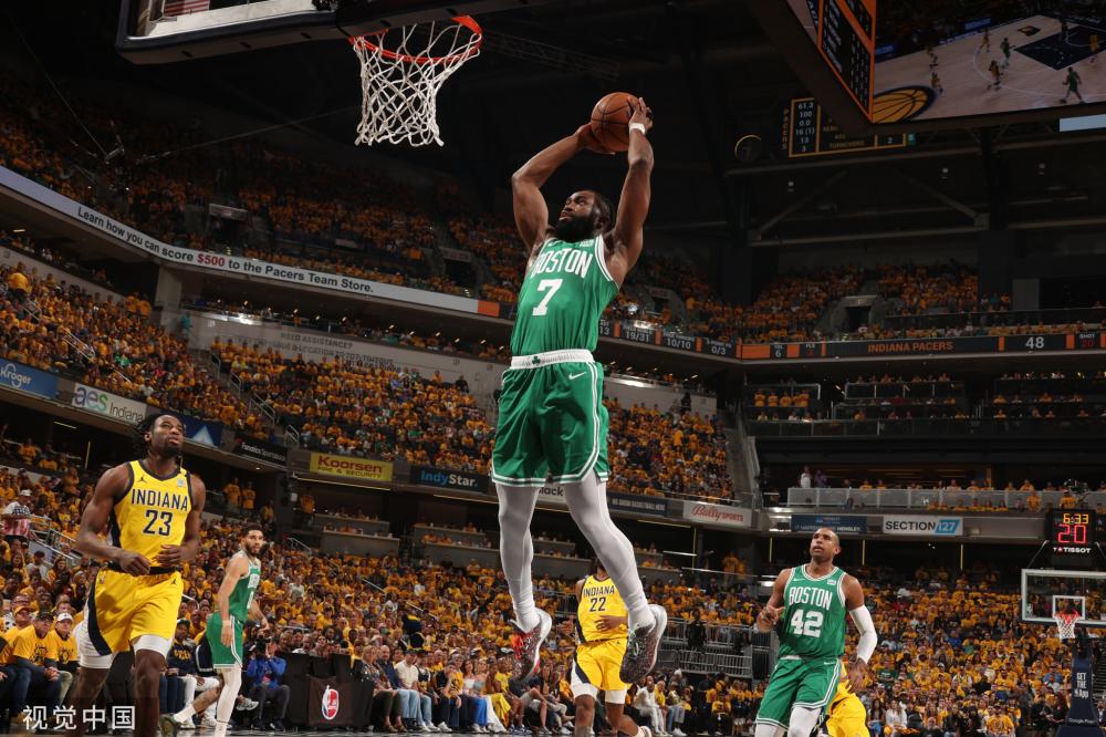 他在移动和 他在移动和